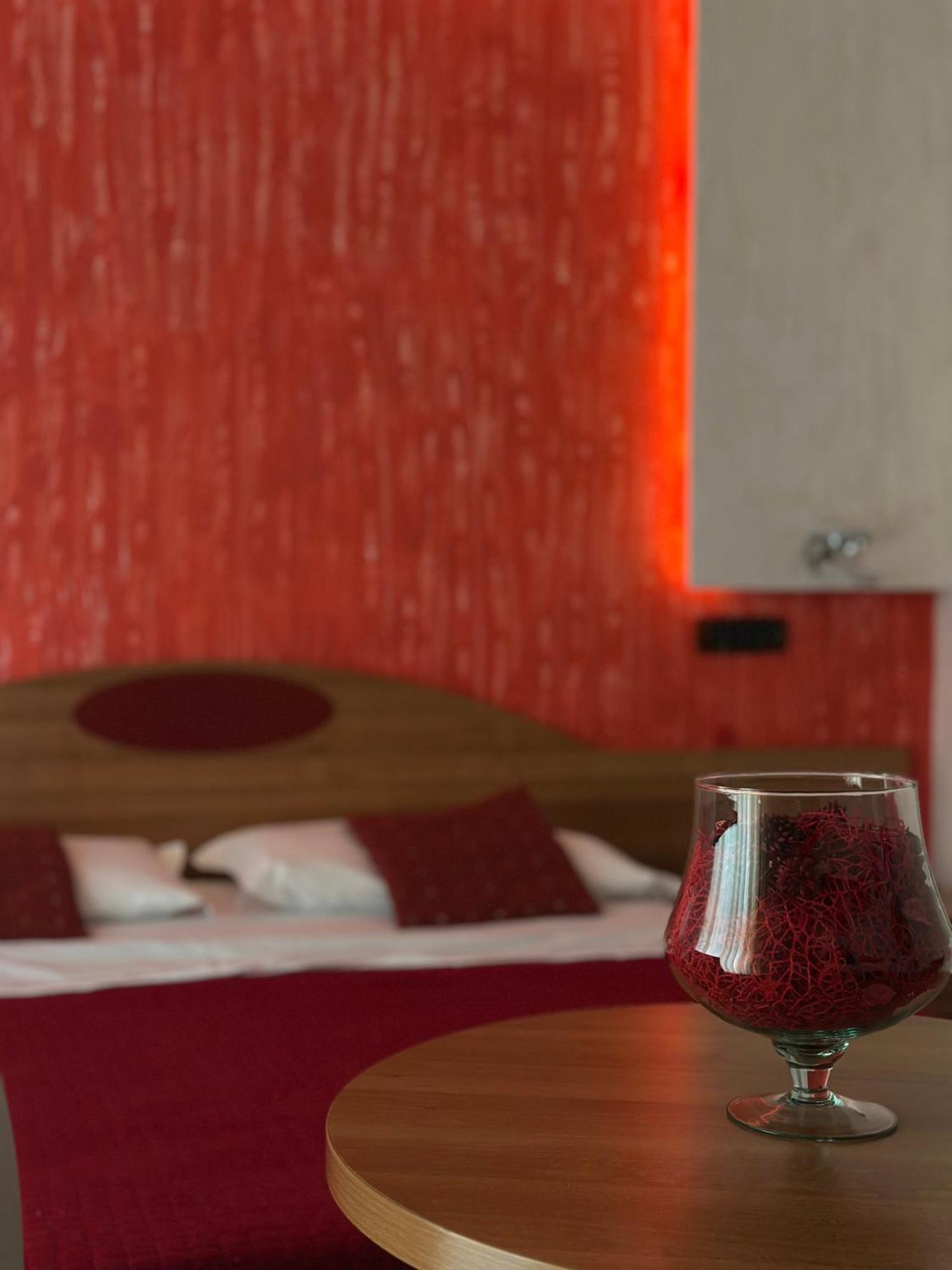 Hotel Il Giardino Degli Aranci Нола Екстер'єр фото