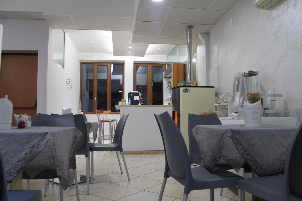 Hotel Il Giardino Degli Aranci Нола Екстер'єр фото
