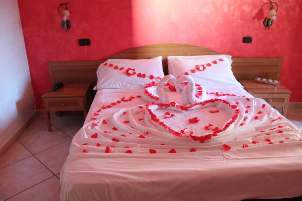 Hotel Il Giardino Degli Aranci Нола Екстер'єр фото